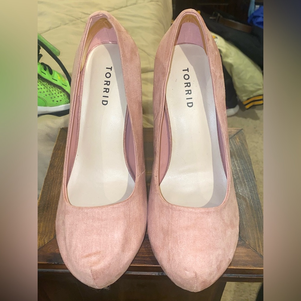 Pink heels